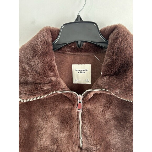Abercrombie & Fitch Tops - Abercrombie & Fitch Fuzzy Pullover Jacket Plush‎ Half Zip Women’s Sz Medium Wine